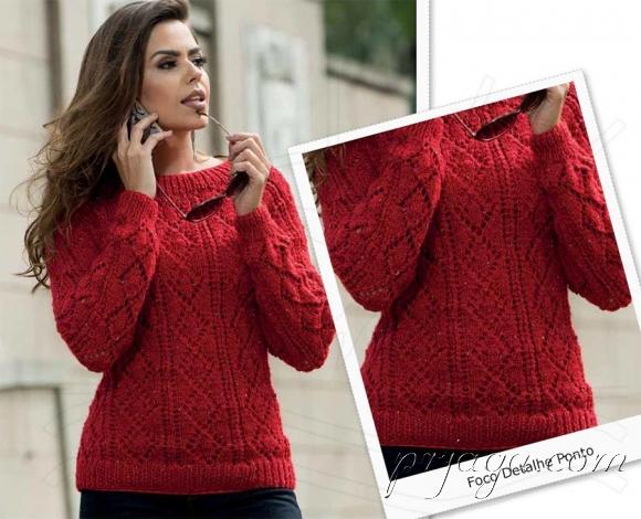 Красный пуловер спицами ажурными ромбами